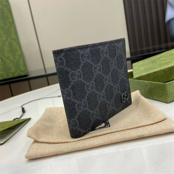 GUCCI 구찌 GG 디테일 반지갑 768243 2024/신상