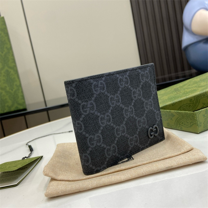 GUCCI 구찌 GG 디테일 반지갑 768243 2024/신상