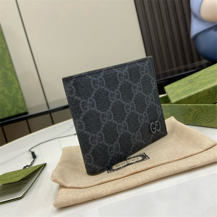 GUCCI 구찌 GG 디테일 반지갑 768243 2024/신상