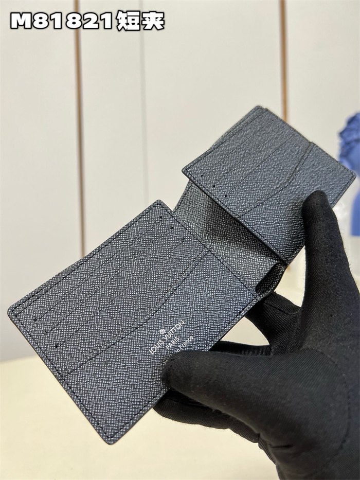 LOUIS VUITTON 루이비통 슬렌더 반지갑 M81821 2024/신상