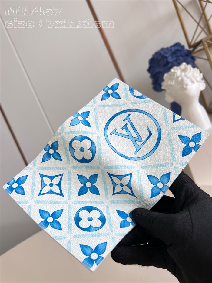 LOUIS VUITTON 루이비통 오렌지코랄 여권지갑 M11457 2024/신상