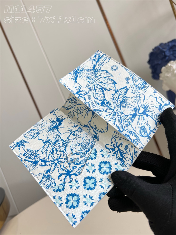 LOUIS VUITTON 루이비통 오렌지코랄 여권지갑 M11457 2024/신상