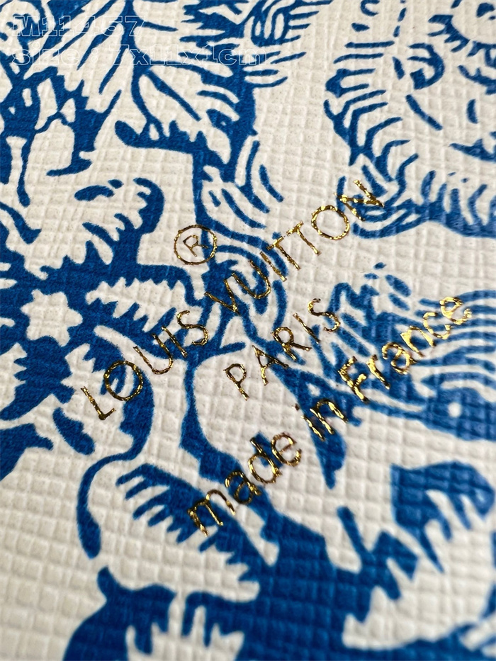 LOUIS VUITTON 루이비통 오렌지코랄 여권지갑 M11457 2024/신상