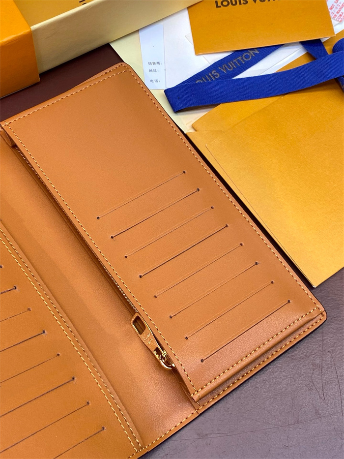 LOUIS VUITTON 루이비통 장지갑 M11707 2024/신상