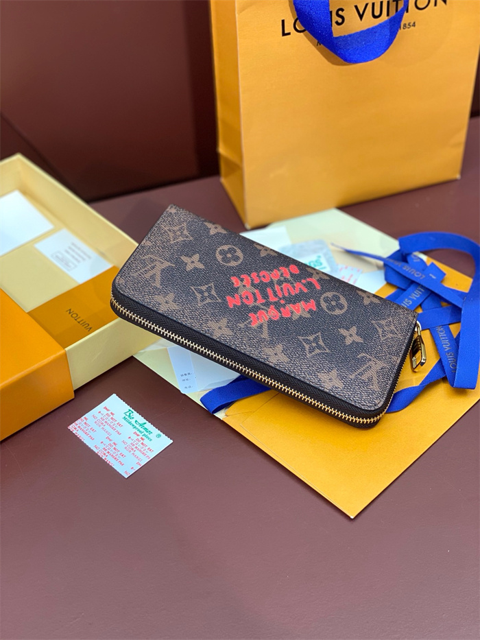 LOUIS VUITTON 루이비통 장지갑 M11702 2024/신상