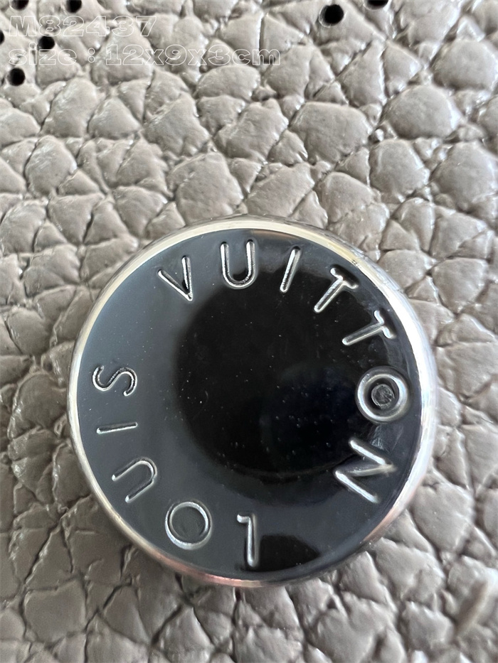 LOUIS VUITTON 루이비통 아이리스 반지갑 M82437 2024/신상 2COLOR