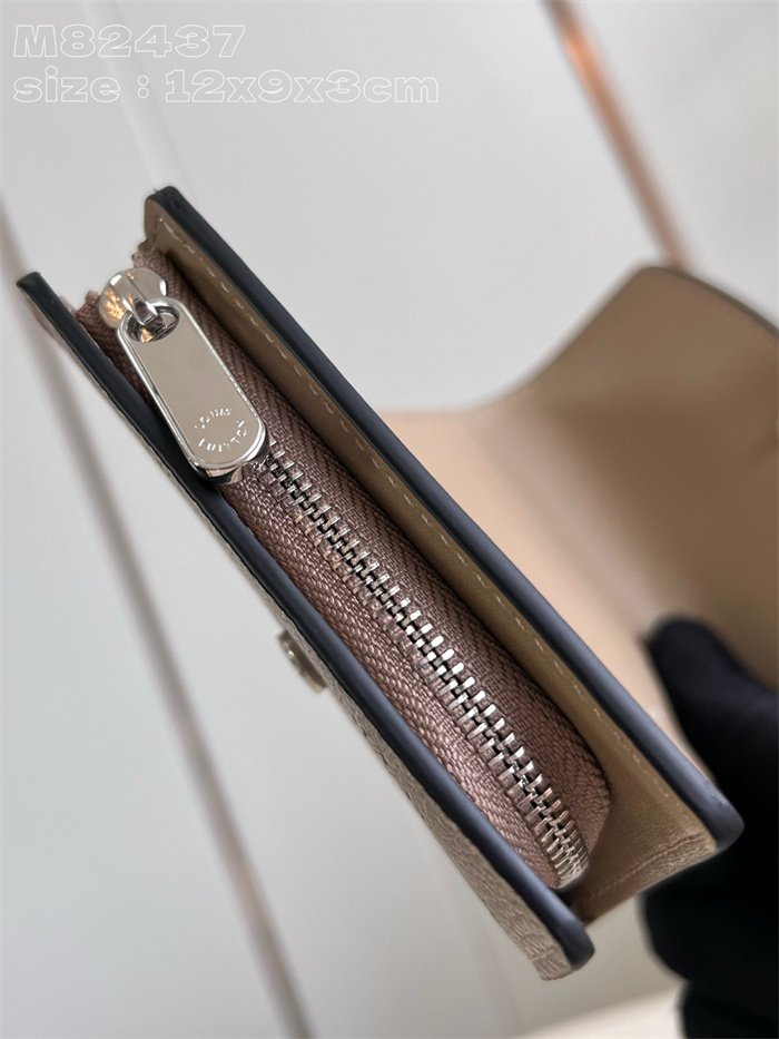 LOUIS VUITTON 루이비통 아이리스 반지갑 M82437 2024/신상 2COLOR