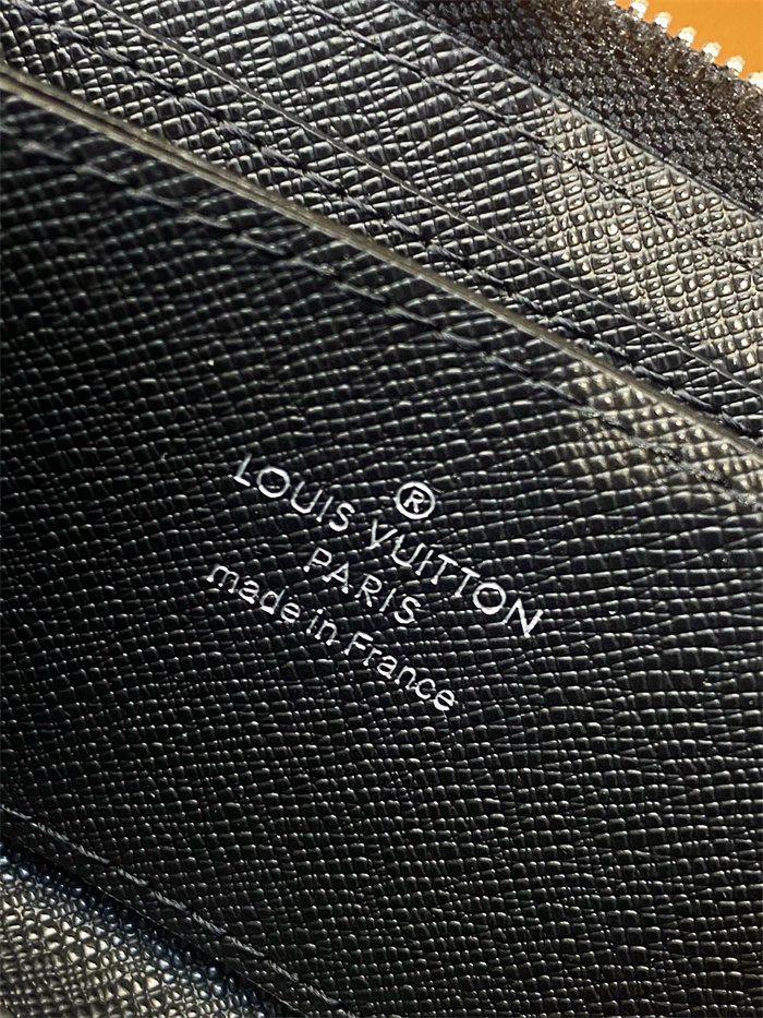 LOUIS VUITTON 루이비통 카드/명함지갑 M61662 2024/신상