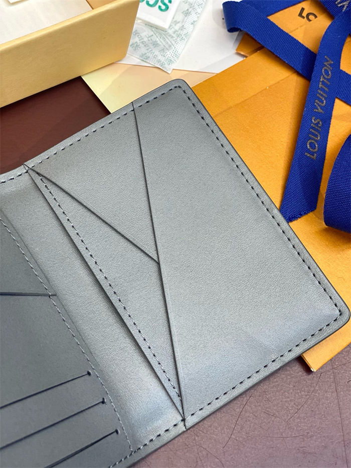 LOUIS VUITTON 루이비통 포켓 오거나이저 카드/명함지갑 M81382 2024/신상