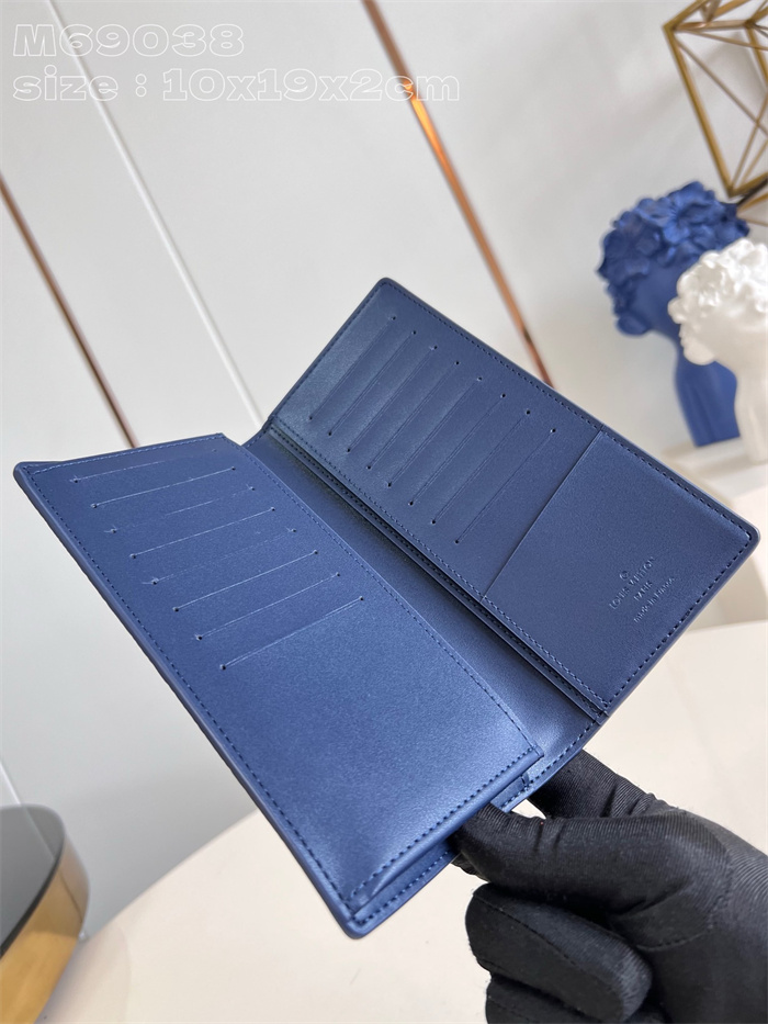 LOUIS VUITTON 루이비통 브라짜 장지갑 M69038 2024/신상