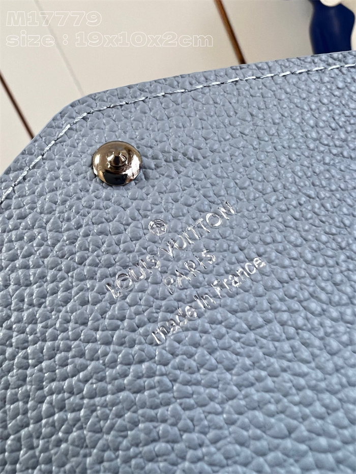 LOUIS VUITTON 루이비통 장지갑 M17779 2024/신상
