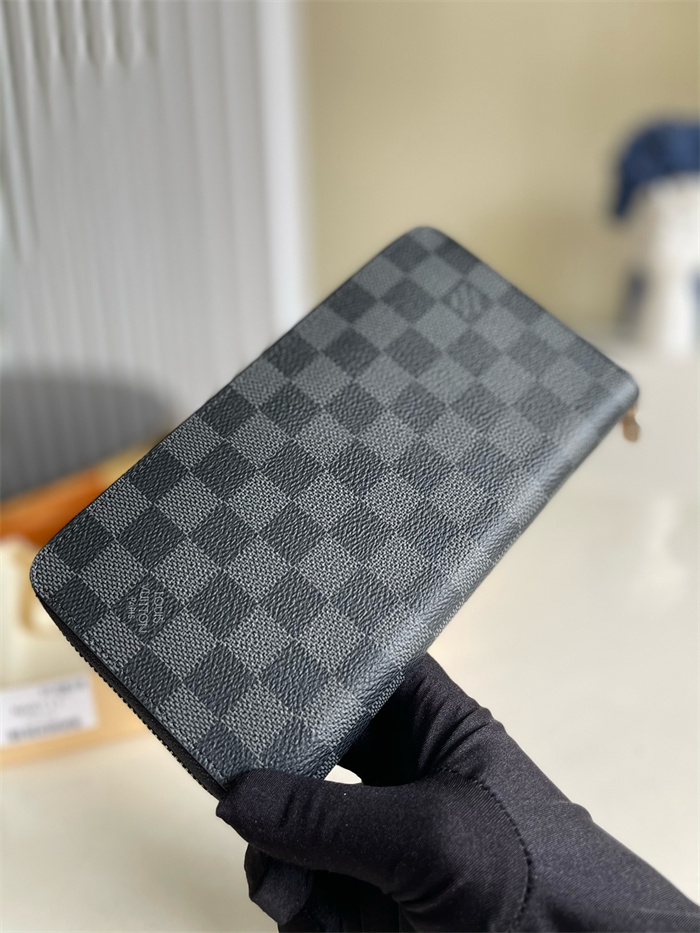 LOUIS VUITTON 루이비통 지피 오거나이저 장지갑 N60111 2024/신상 2COLOR