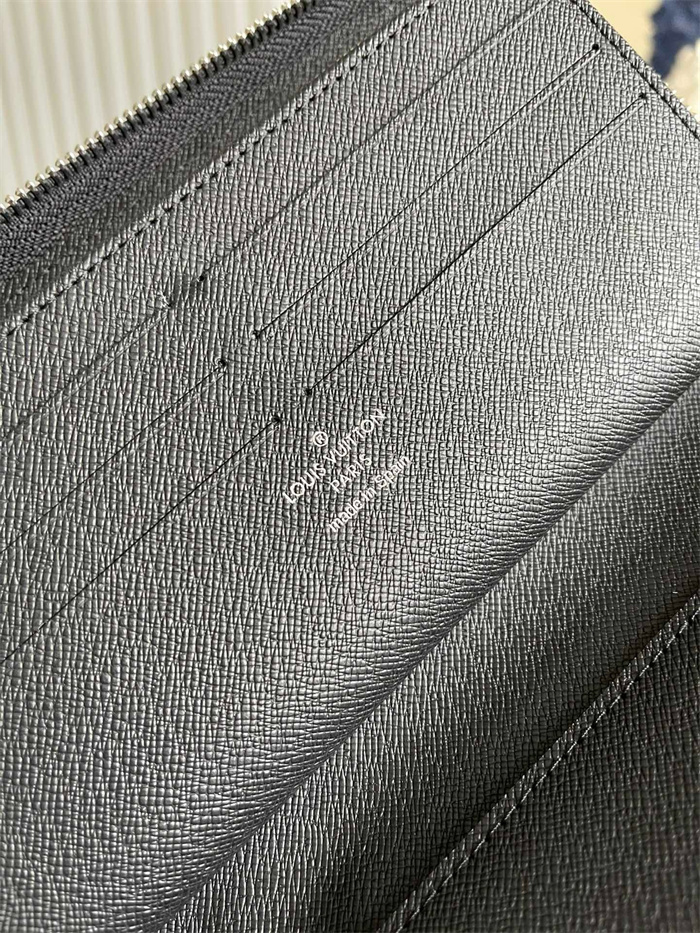 LOUIS VUITTON 루이비통 지피 오거나이저 장지갑 N60111 2024/신상 2COLOR