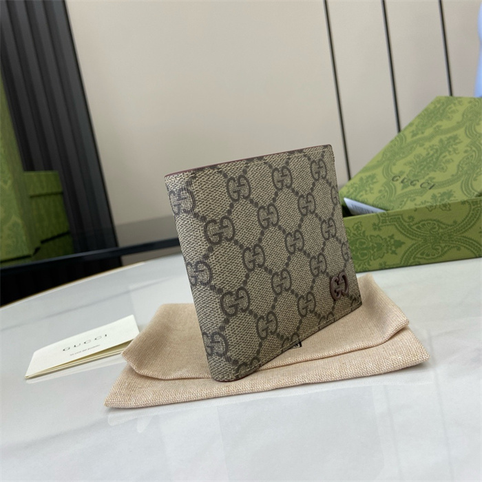 GUCCI 구찌 GG 디테일 반지갑 768244 2024/신상