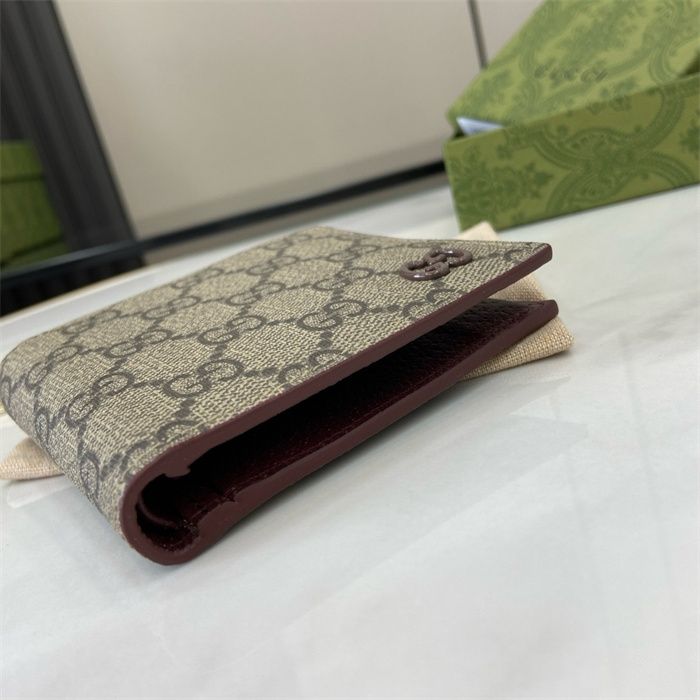 GUCCI 구찌 GG 디테일 반지갑 768244 2024/신상