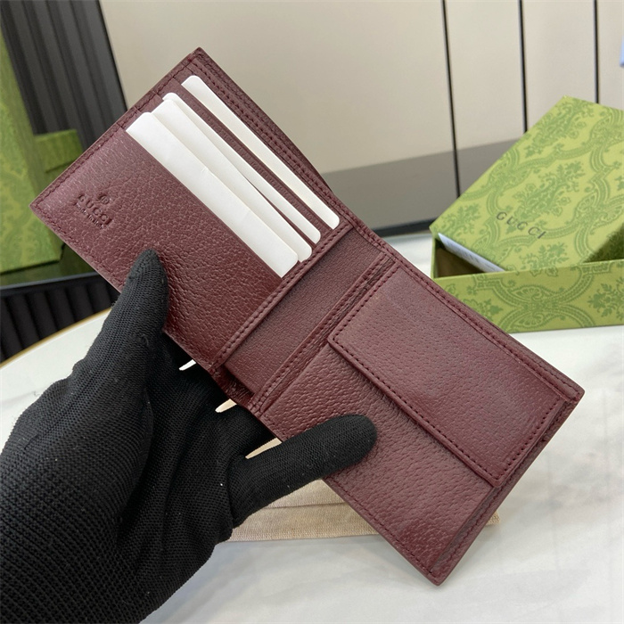 GUCCI 구찌 GG 디테일 반지갑 768244 2024/신상