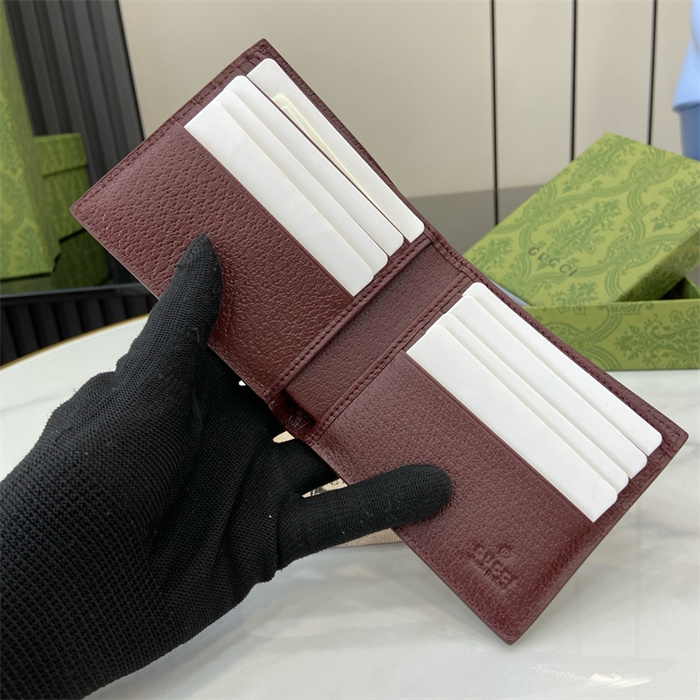 GUCCI 구찌 GG 디테일 반지갑 768243 2024/신상