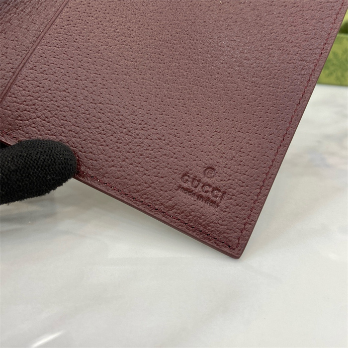 GUCCI 구찌 GG 슈프림 여권지갑 795229 2024/신상