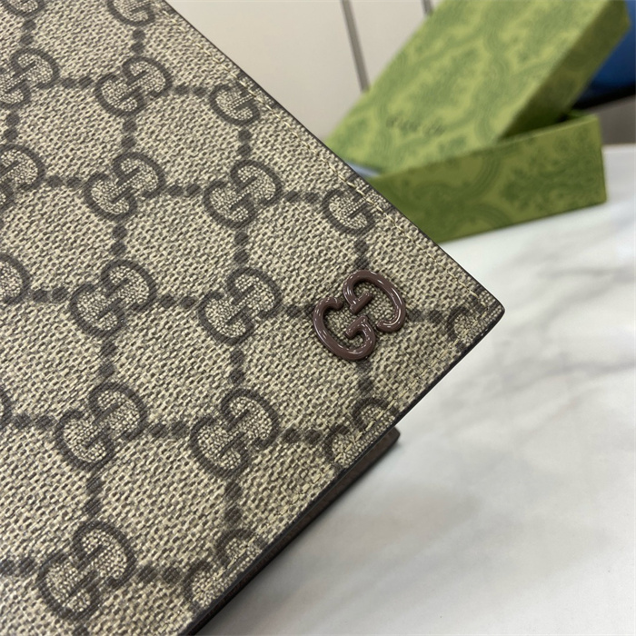 GUCCI 구찌 GG 슈프림 여권지갑 795229 2024/신상