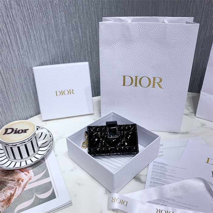 22위 DIOR 디올 레이디 아코디언 카드지갑 S0074 2024/신상 7COLOR