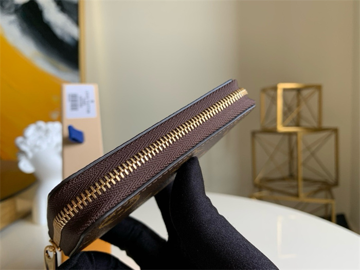 LOUIS VUITTON 루이비통 지피 카드/명함지갑 M60067 2024/신상