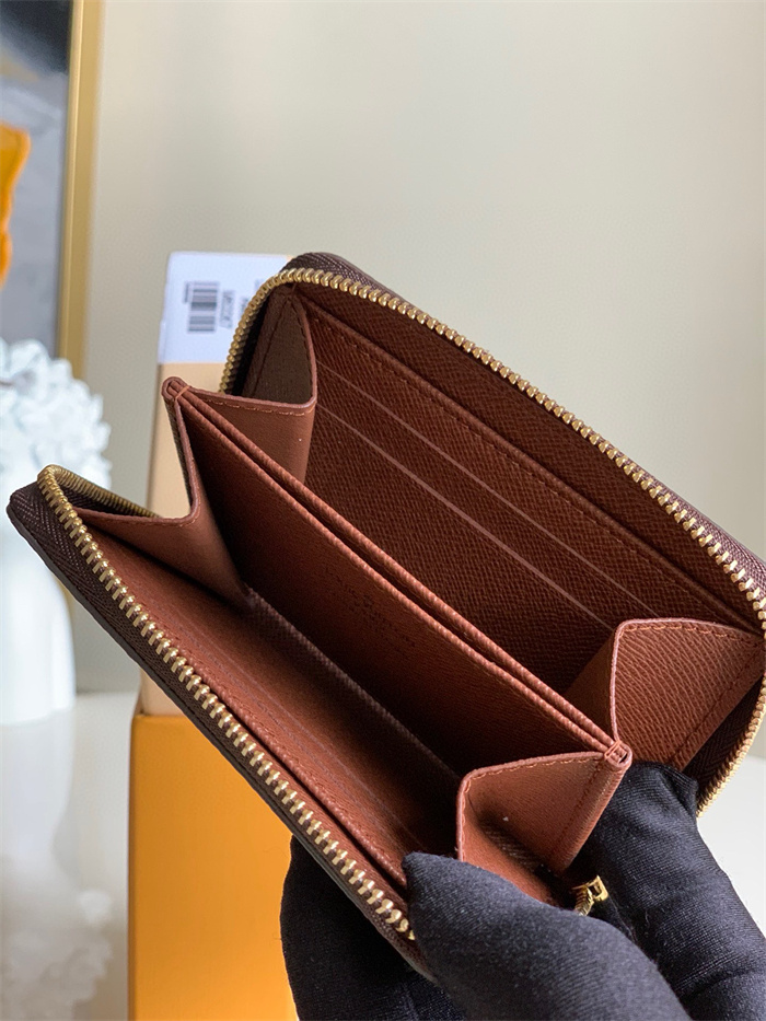 LOUIS VUITTON 루이비통 지피 카드/명함지갑 M60067 2024/신상