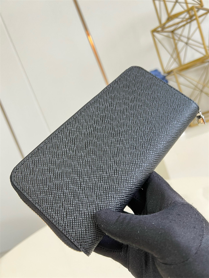 LOUIS VUITTON 루이비통 지피 장지갑 M11721 2024/신상