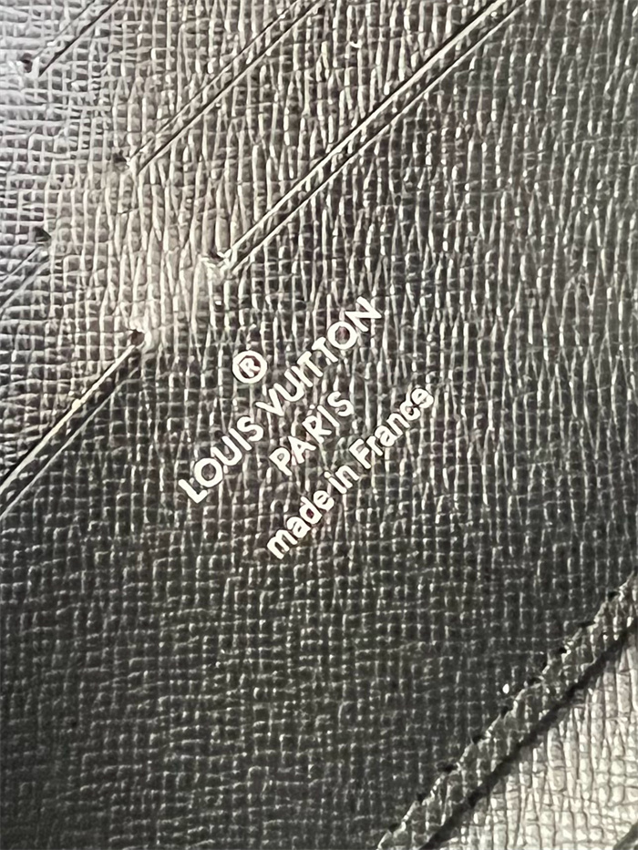 LOUIS VUITTON 루이비통 지피 장지갑 M11721 2024/신상