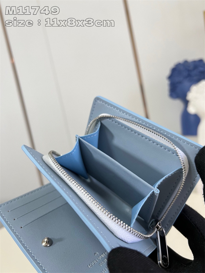 LOUIS VUITTON 루이비통 클레아 반지갑 M11749 2024/신상