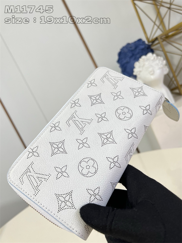 LOUIS VUITTON 루이비통 장지갑 M11745 2024/신상