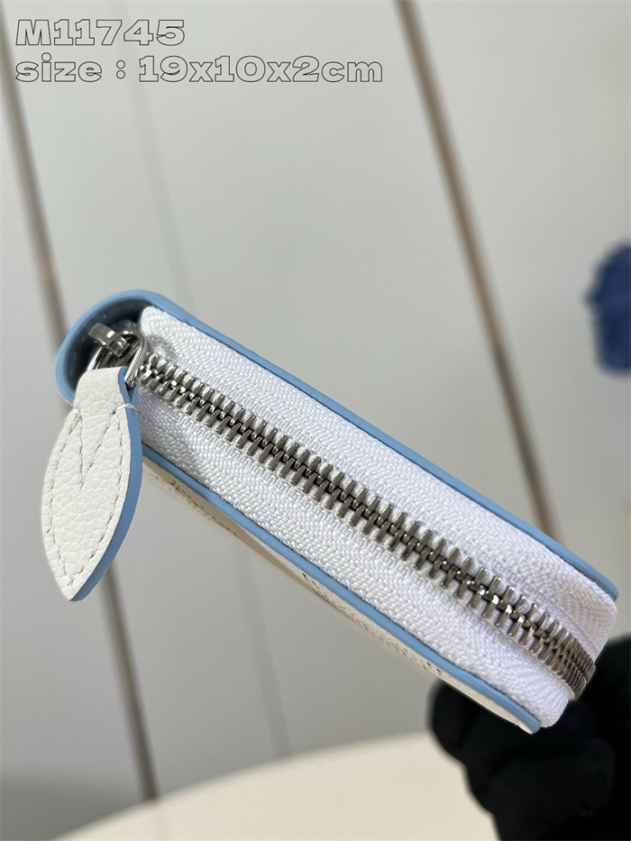 LOUIS VUITTON 루이비통 장지갑 M11745 2024/신상