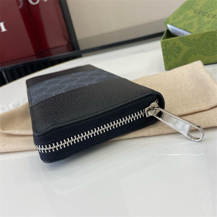 GUCCI 구찌 GG 슈프림 장지갑 821803 2024/신상