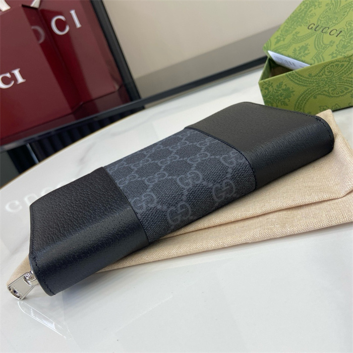 GUCCI 구찌 GG 슈프림 장지갑 821803 2024/신상