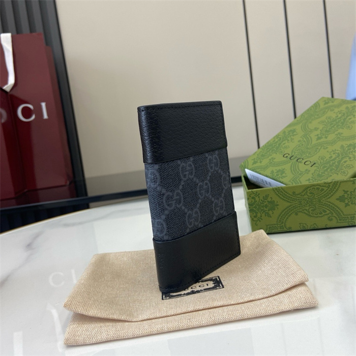 GUCCI 구찌 GG 슈프림 카드/명함지갑 806151 2024/신상