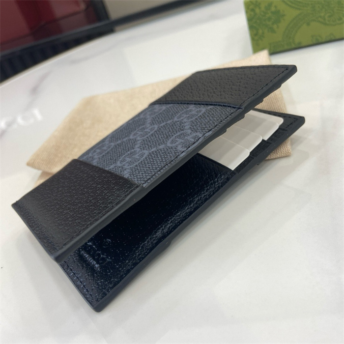 GUCCI 구찌 GG 슈프림 카드/명함지갑 806151 2024/신상