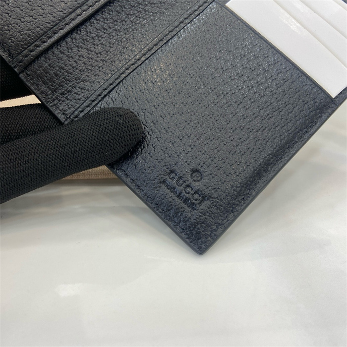 GUCCI 구찌 GG 슈프림 카드/명함지갑 806151 2024/신상