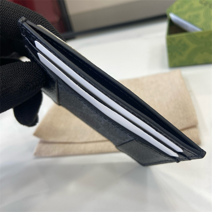 GUCCI 구찌 GG 슈프림 카드/명함지갑 795486 2024/신상