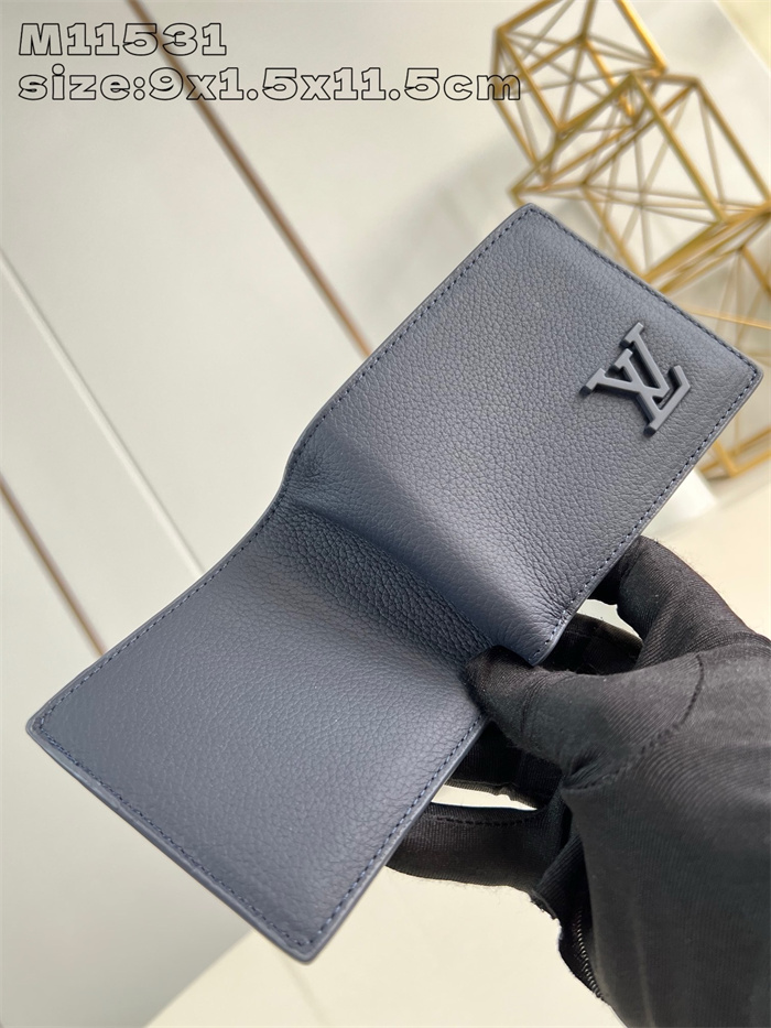 28위 LOUIS VUITTON 루이비통 멀티플 반지갑 M11531 2024/신상 2COLOR