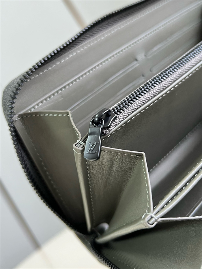 LOUIS VUITTON 루이비통 지피 장지갑 M12578 2024/신상