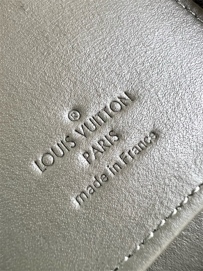 LOUIS VUITTON 루이비통 지피 장지갑 M12504 2024/신상