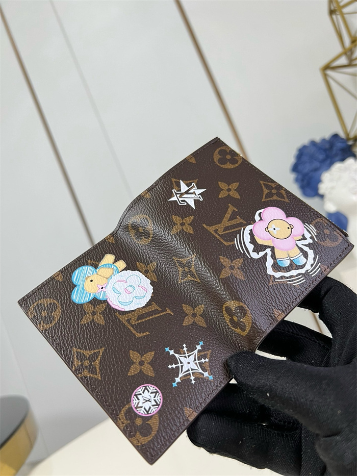 LOUIS VUITTON 루이비통 리사 반지갑 M12487 2024/신상