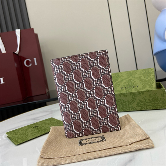 GUCCI 구찌 GG 여권 지갑 802025