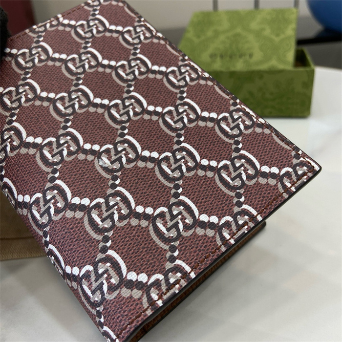 GUCCI 구찌 GG 여권 지갑 802025