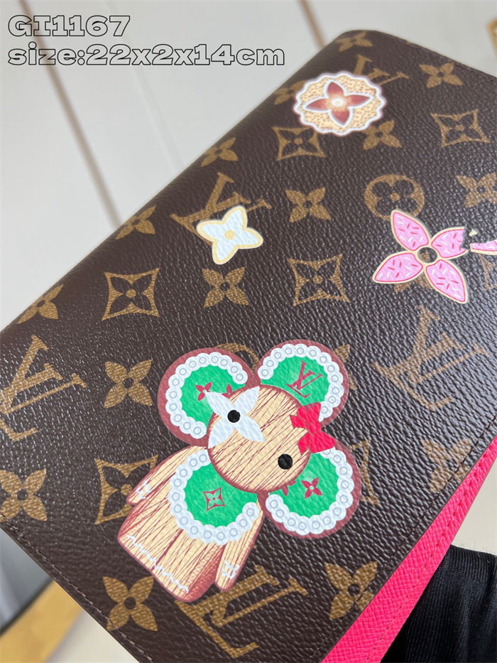 LOUIS VUITTON 루이비통 에밀리 노트북 커버 MM GI1167 2024/신상