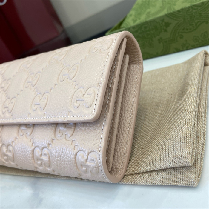 GUCCI 구찌 GG 엠블럼 장지갑 815922 2024/신상