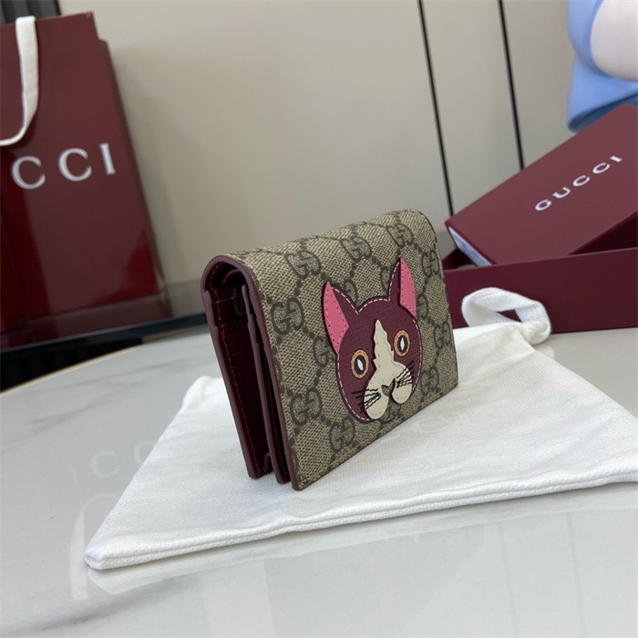 GUCCI 구찌 GG 디테일 미니 반지갑 818767 2024/신상