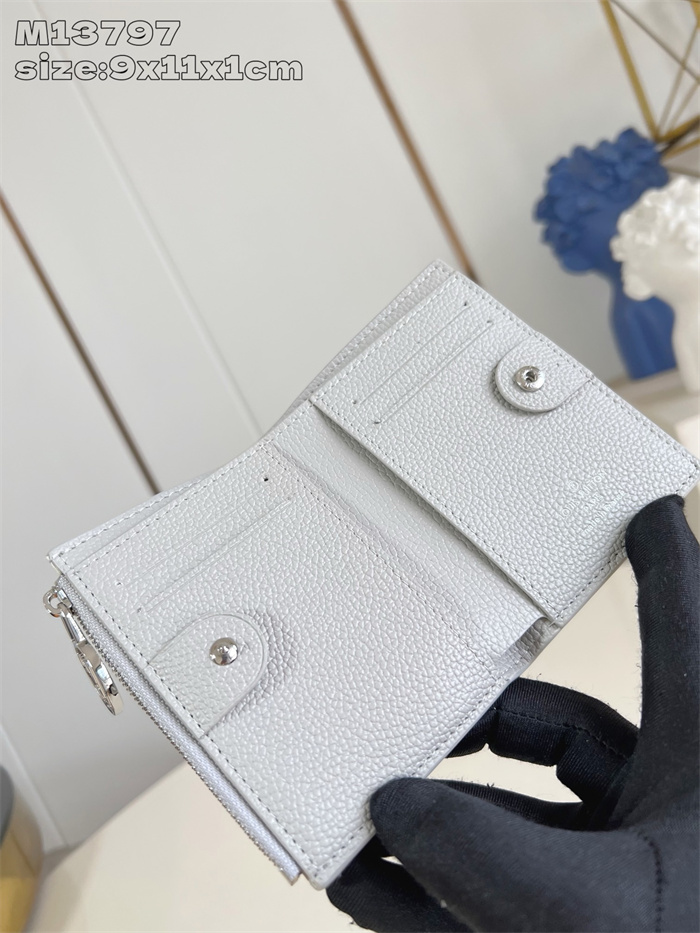 LOUIS VUITTON 루이비통 리사 윌릿 M13797