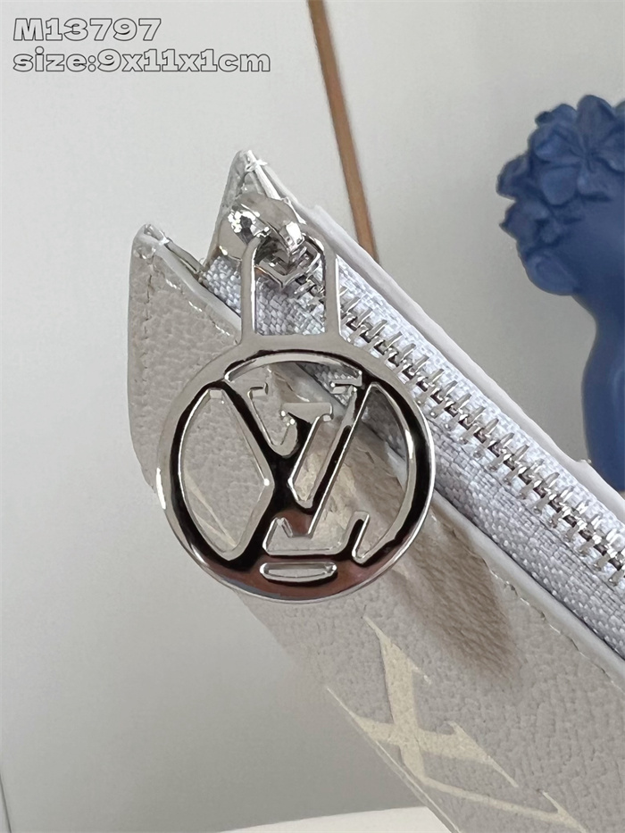 LOUIS VUITTON 루이비통 리사 윌릿 M13797