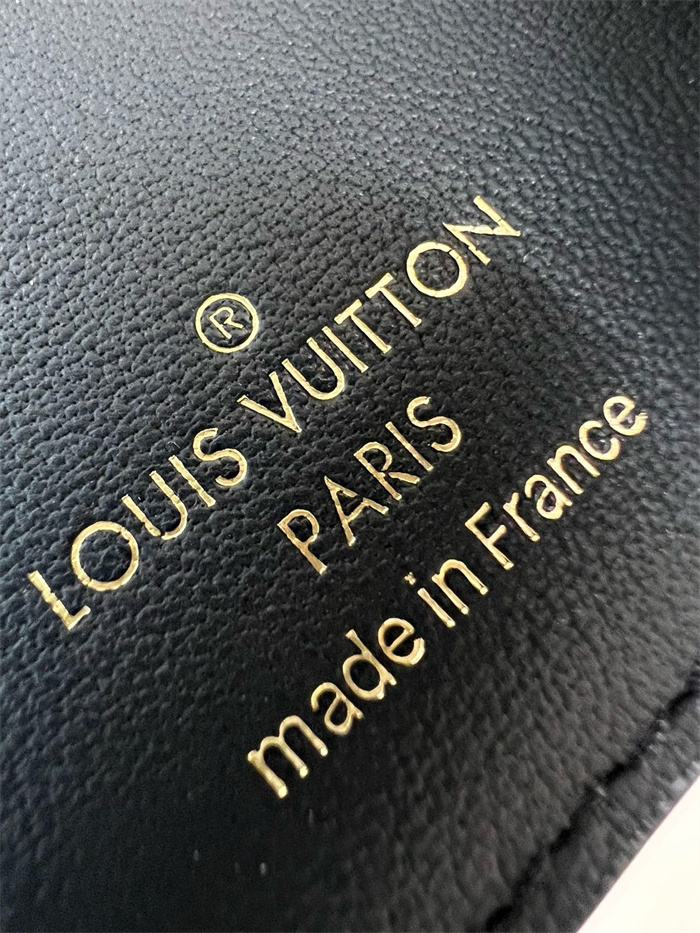 LOUIS VUITTON 루이비통 지피 반지갑 M12378