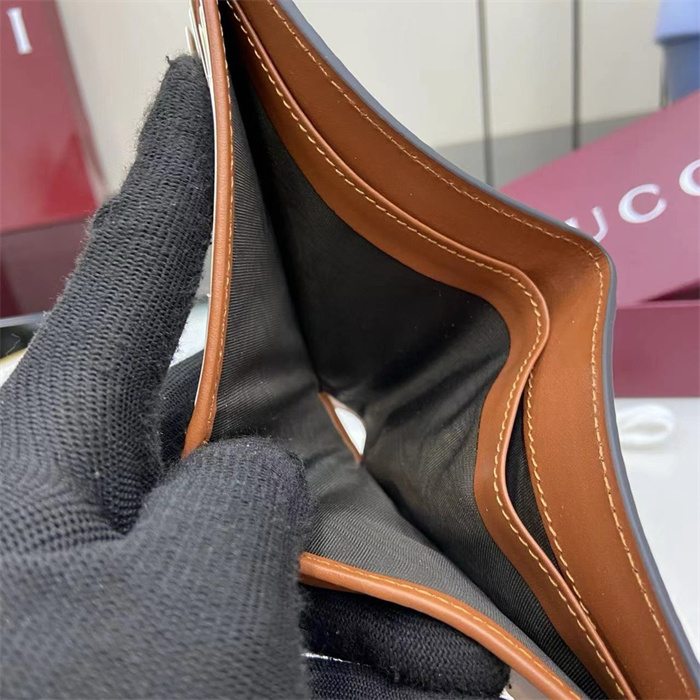 GUCCI 구찌 GG 엠블럼 반지갑 821201-1